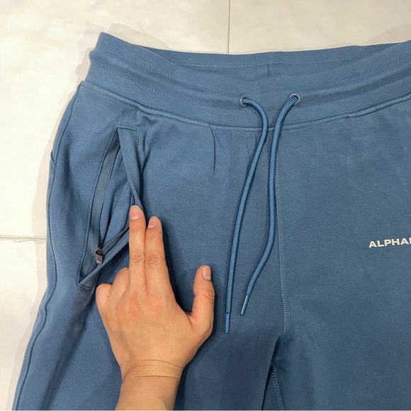NWT ALPHALETE WOMEN’S CORE JOGGERS IN TEAL VARIOUS SIZES XS,SMALL,MEDIUM, & L - Picture 2 of 5